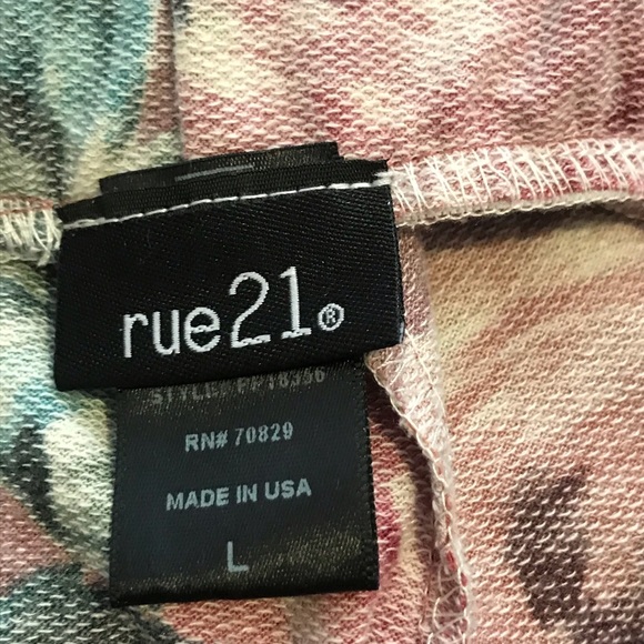 Flower pants - Picture 3 of 3